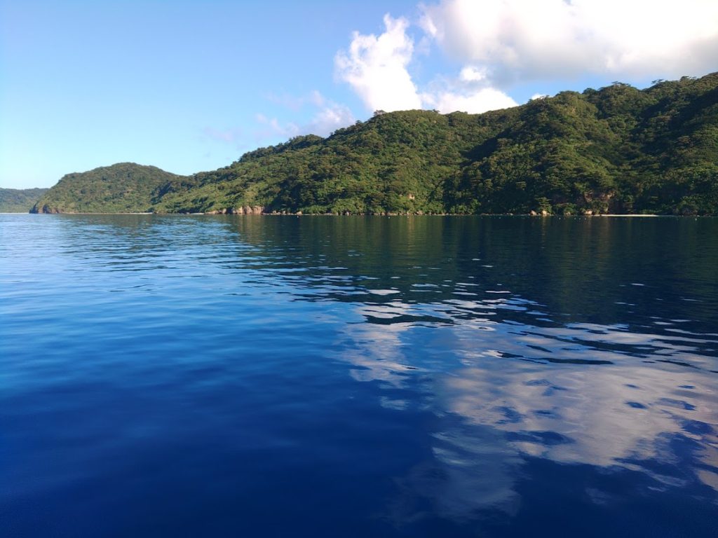 西表の島と海
